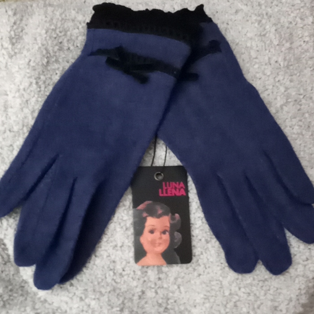 Winter gloves